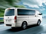 toyota_2013_hiace_008.jpg