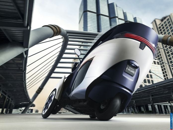 2013 Toyota i-Road Concept - фотография 2 из 14