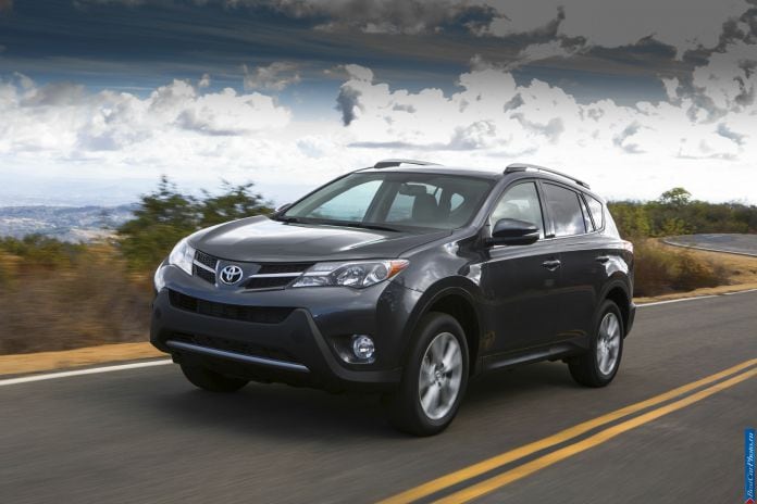 2013 Toyota RAV4 - фотография 2 из 33