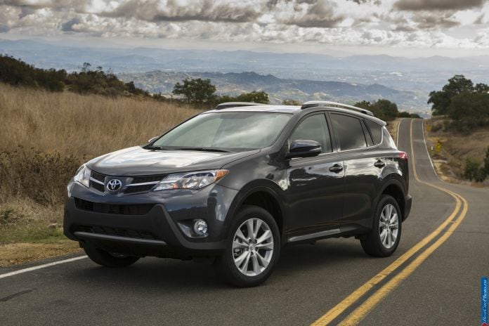 2013 Toyota RAV4 - фотография 3 из 33