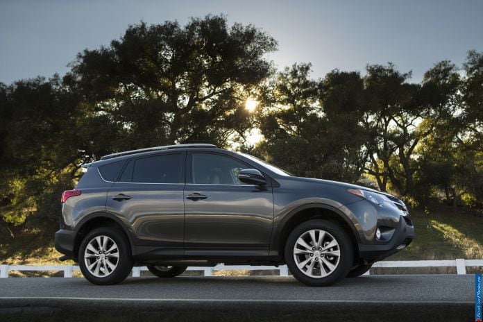 2013 Toyota RAV4 - фотография 13 из 33