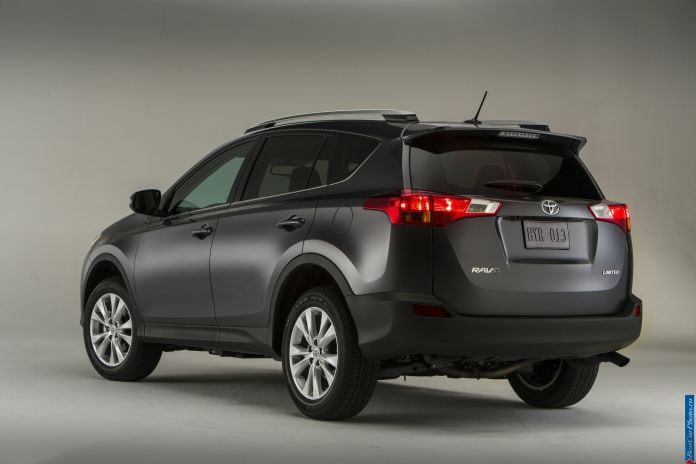 2013 Toyota RAV4 - фотография 15 из 33
