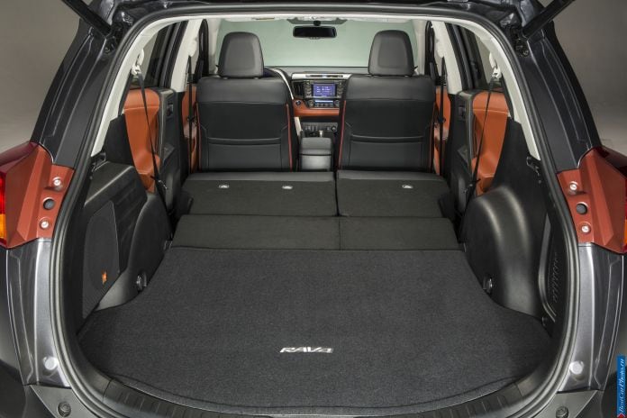 2013 Toyota RAV4 - фотография 22 из 33