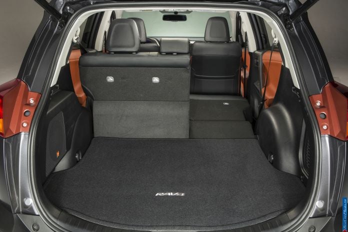 2013 Toyota RAV4 - фотография 23 из 33