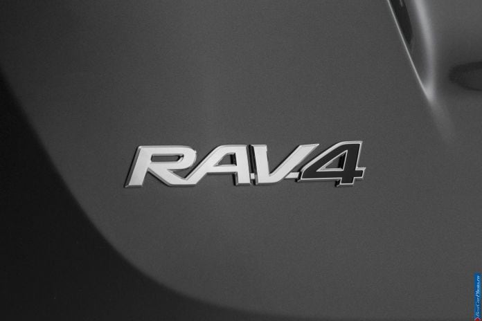 2013 Toyota RAV4 - фотография 26 из 33