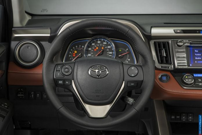 2013 Toyota RAV4 - фотография 29 из 33