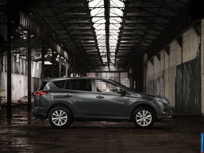 2013 Toyota RAV4 EU Version - фотография 9 из 25