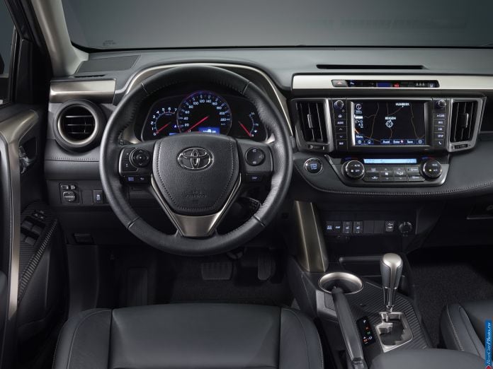 2013 Toyota RAV4 EU Version - фотография 22 из 25