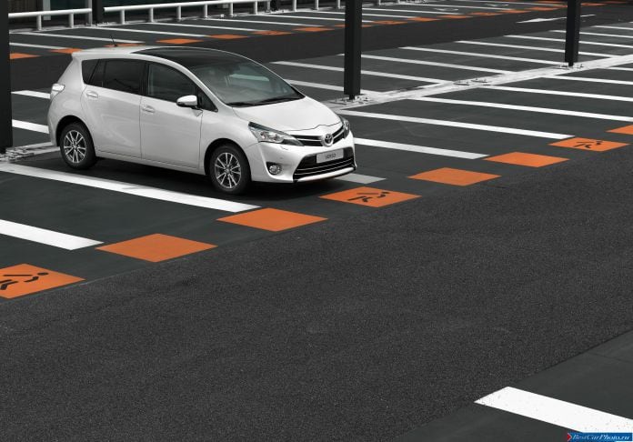 2013 Toyota Verso - фотография 4 из 10