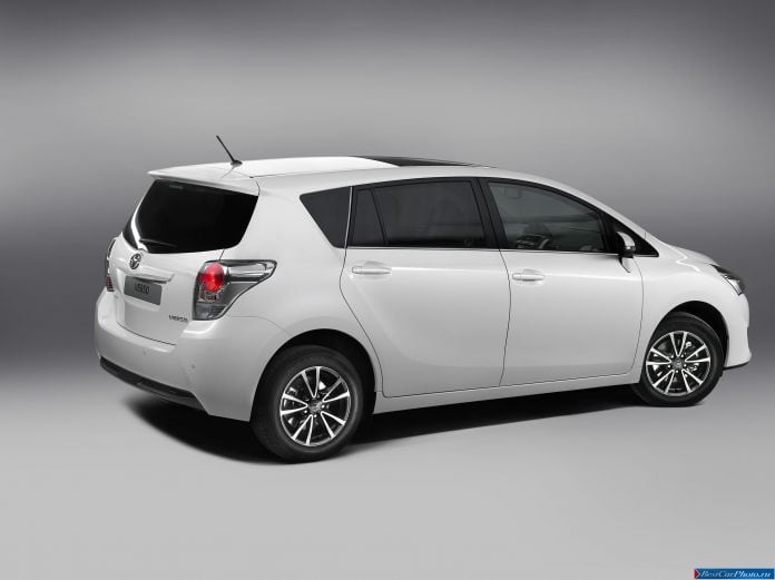 2013 Toyota Verso - фотография 7 из 10