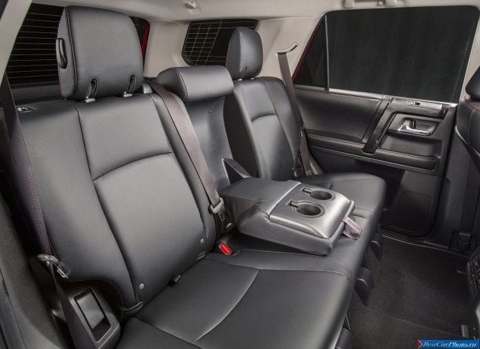 2014 Toyota 4Runner - фотография 25 из 38