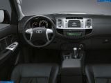 toyota_2014-hilux_invincible_1600x1200_012.jpg