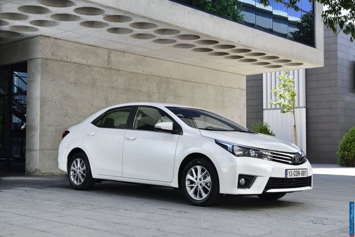 2014 Toyota Corolla EU-version - фотография 13 из 65