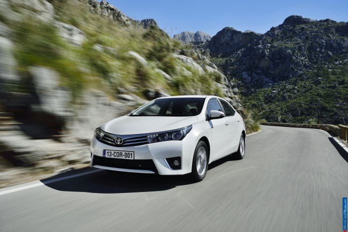 2014 Toyota Corolla EU-version - фотография 27 из 65