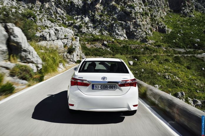 2014 Toyota Corolla EU-version - фотография 31 из 65