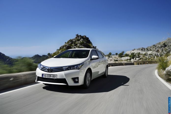 2014 Toyota Corolla EU-version - фотография 33 из 65
