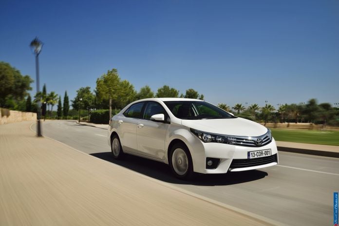 2014 Toyota Corolla EU-version - фотография 40 из 65