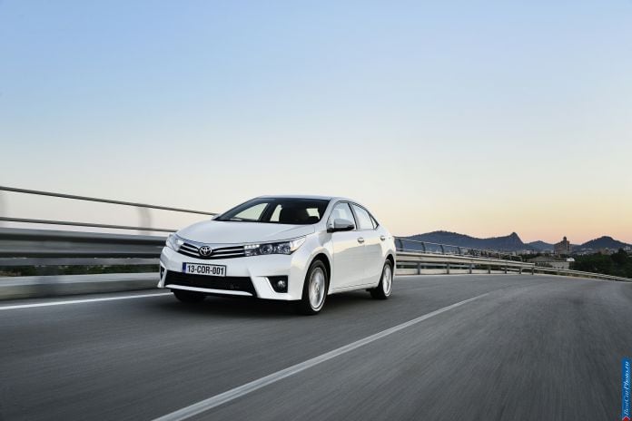2014 Toyota Corolla EU-version - фотография 46 из 65