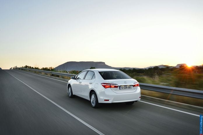 2014 Toyota Corolla EU-version - фотография 47 из 65