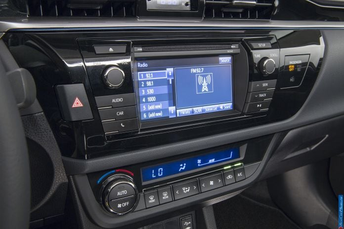 2014 Toyota Corolla US-version - фотография 30 из 39