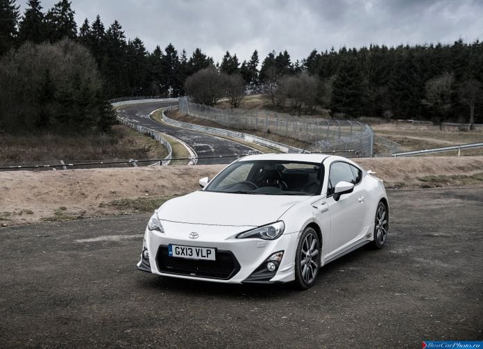 2014 Toyota GT86 TRD - фотография 17 из 46