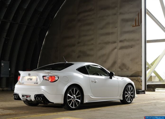 2014 Toyota GT86 TRD - фотография 27 из 46
