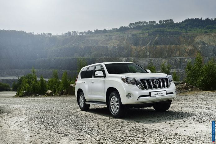 2014 Toyota Land Cruiser Prado - фотография 19 из 71