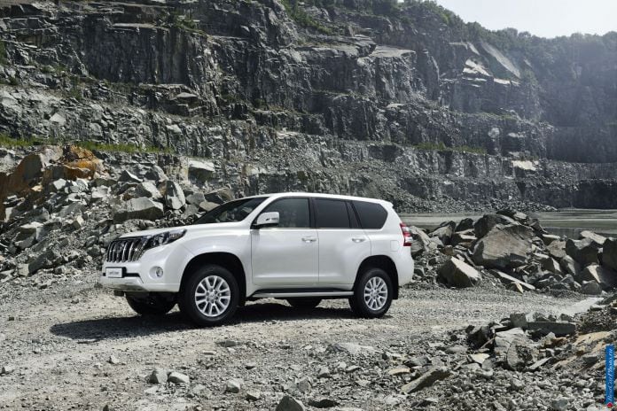 2014 Toyota Land Cruiser Prado - фотография 20 из 71