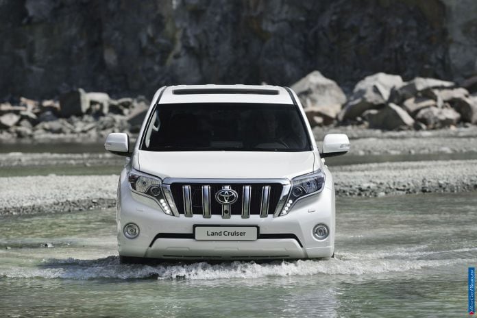 2014 Toyota Land Cruiser Prado - фотография 27 из 71