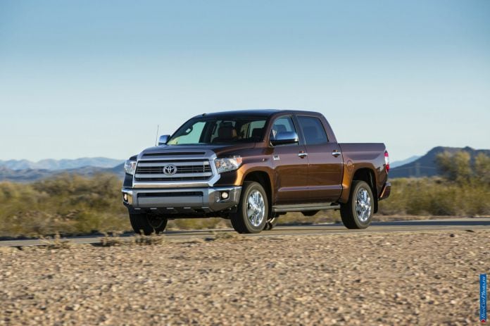2014 Toyota Tundra - фотография 10 из 37