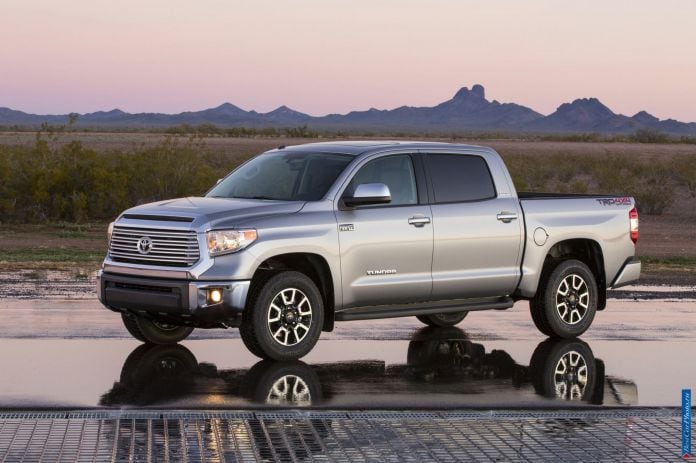 2014 Toyota Tundra - фотография 15 из 37