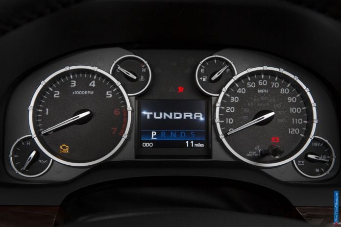 2014 Toyota Tundra - фотография 34 из 37