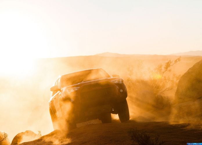 2015 Toyota 4Runner TRD Pro Series - фотография 3 из 12