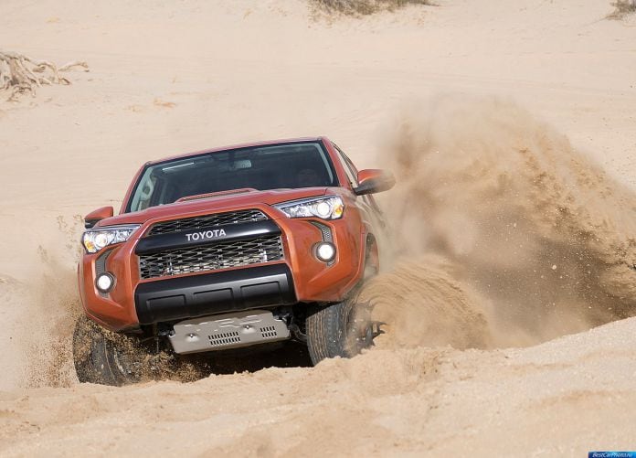 2015 Toyota 4Runner TRD Pro Series - фотография 6 из 12