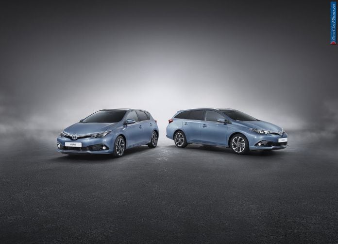 2015 Toyota Auris - фотография 10 из 34