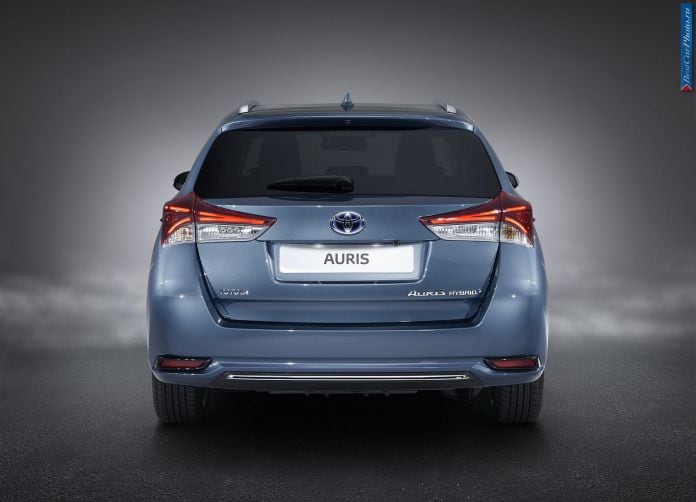 2015 Toyota Auris - фотография 21 из 34