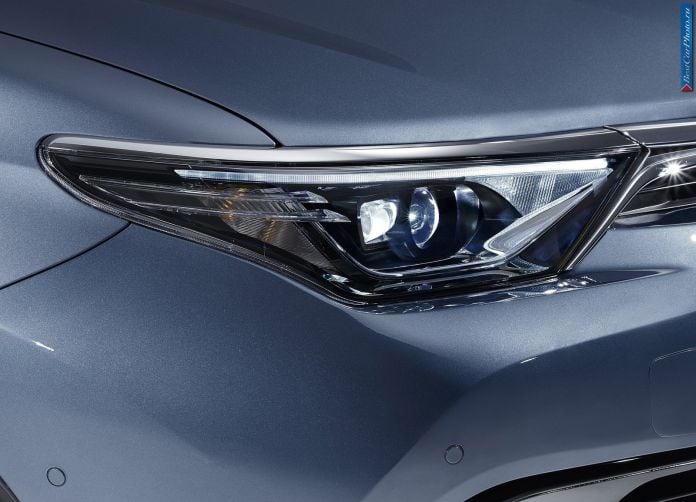 2015 Toyota Auris - фотография 31 из 34