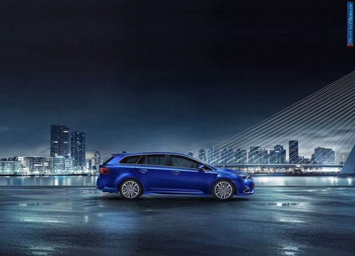 2015 Toyota Avensis - фотография 7 из 39