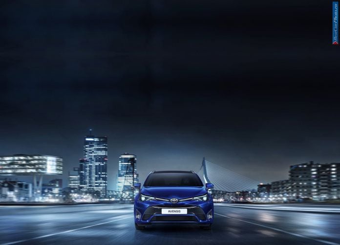 2015 Toyota Avensis - фотография 9 из 39