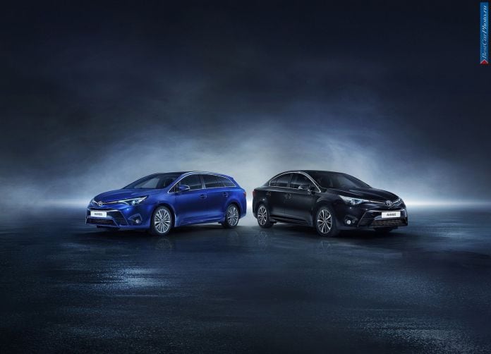 2015 Toyota Avensis - фотография 10 из 39
