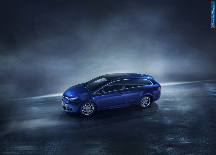 2015 Toyota Avensis - фотография 13 из 39