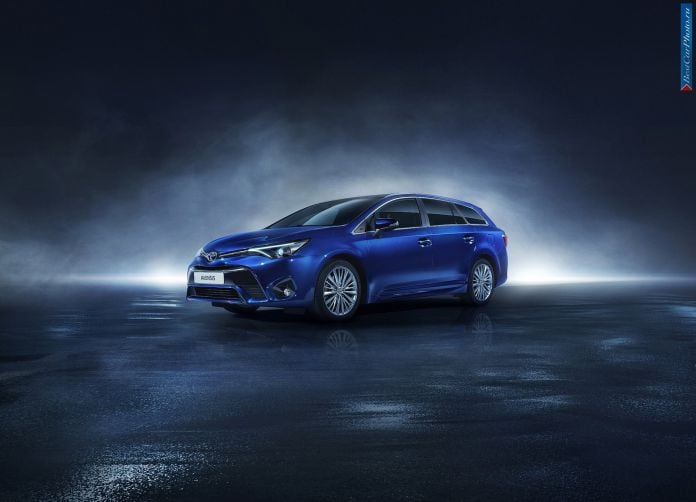2015 Toyota Avensis - фотография 14 из 39