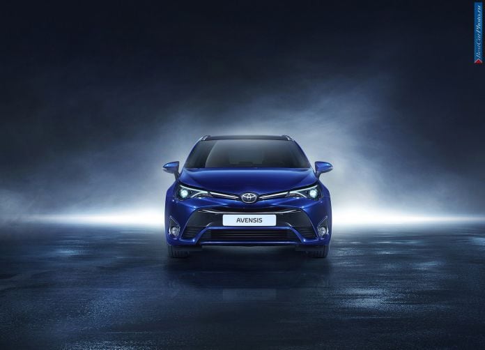 2015 Toyota Avensis - фотография 19 из 39