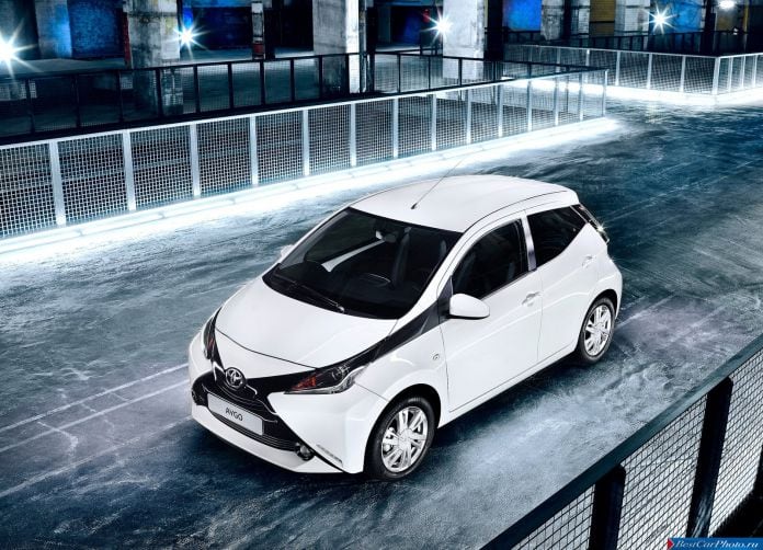 2015 Toyota Aygo - фотография 2 из 144