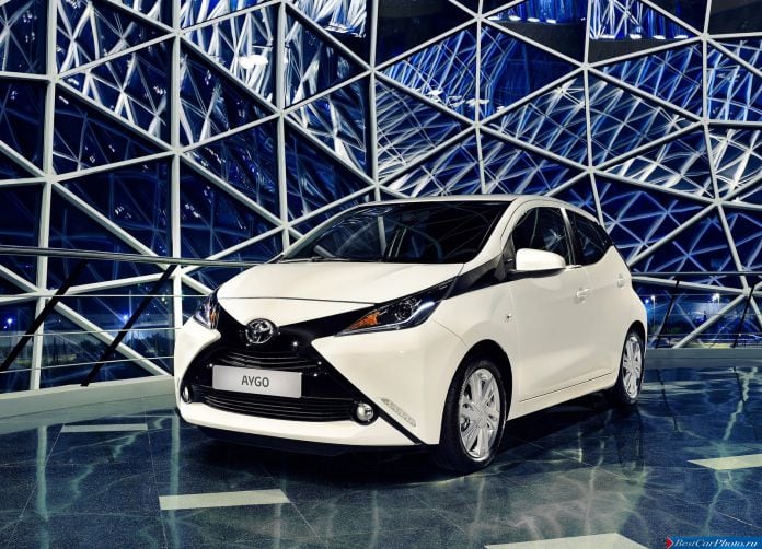 2015 Toyota Aygo - фотография 12 из 144