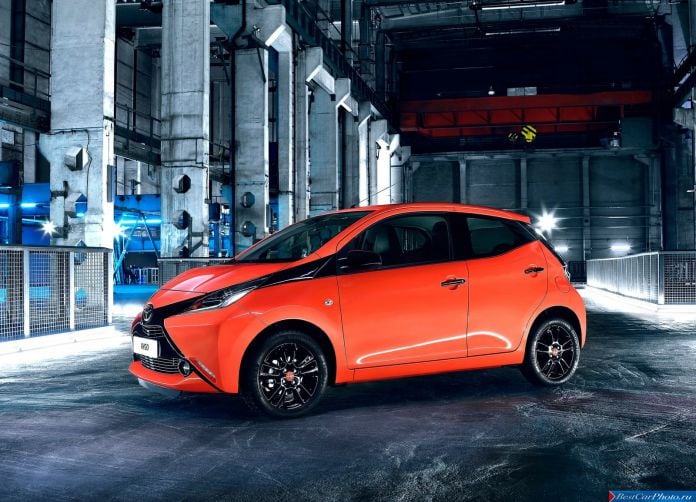 2015 Toyota Aygo - фотография 18 из 144
