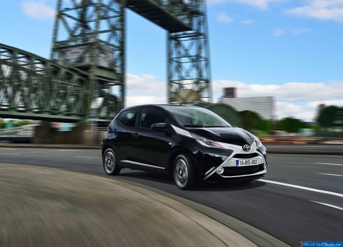 2015 Toyota Aygo - фотография 40 из 144