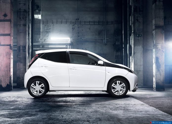 2015 Toyota Aygo - фотография 57 из 144