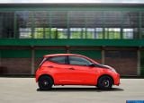 toyota_2015_aygo_062.jpg