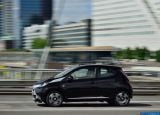 toyota_2015_aygo_066.jpg